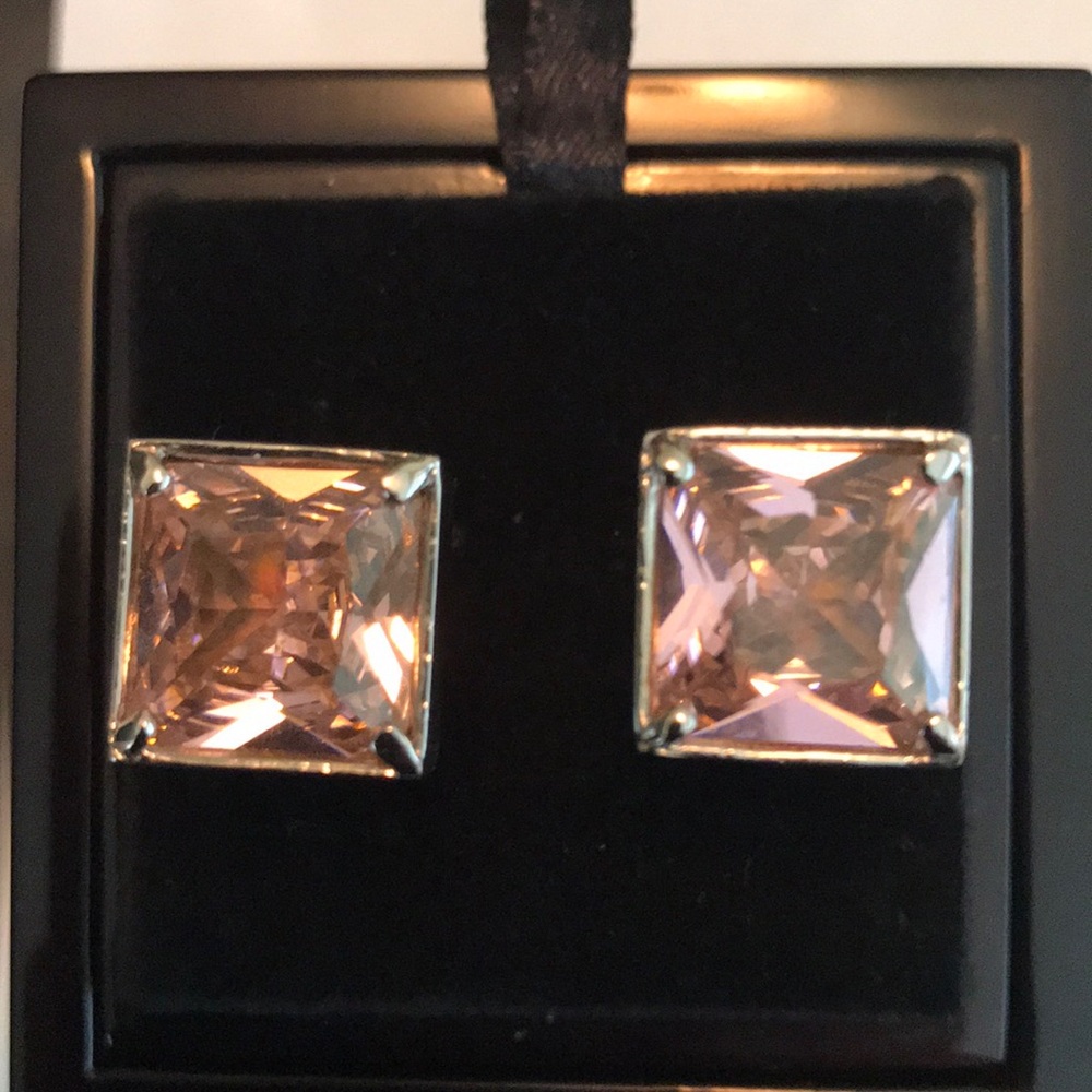 Cufflinks - Picture 3 of 3